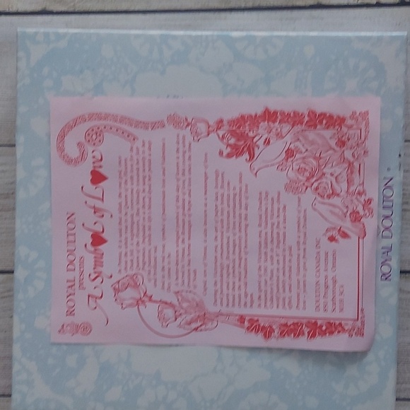 Vintage New In Box Royal Doulton Valentine's Day Plate. 1981 - Picture 6 of 7